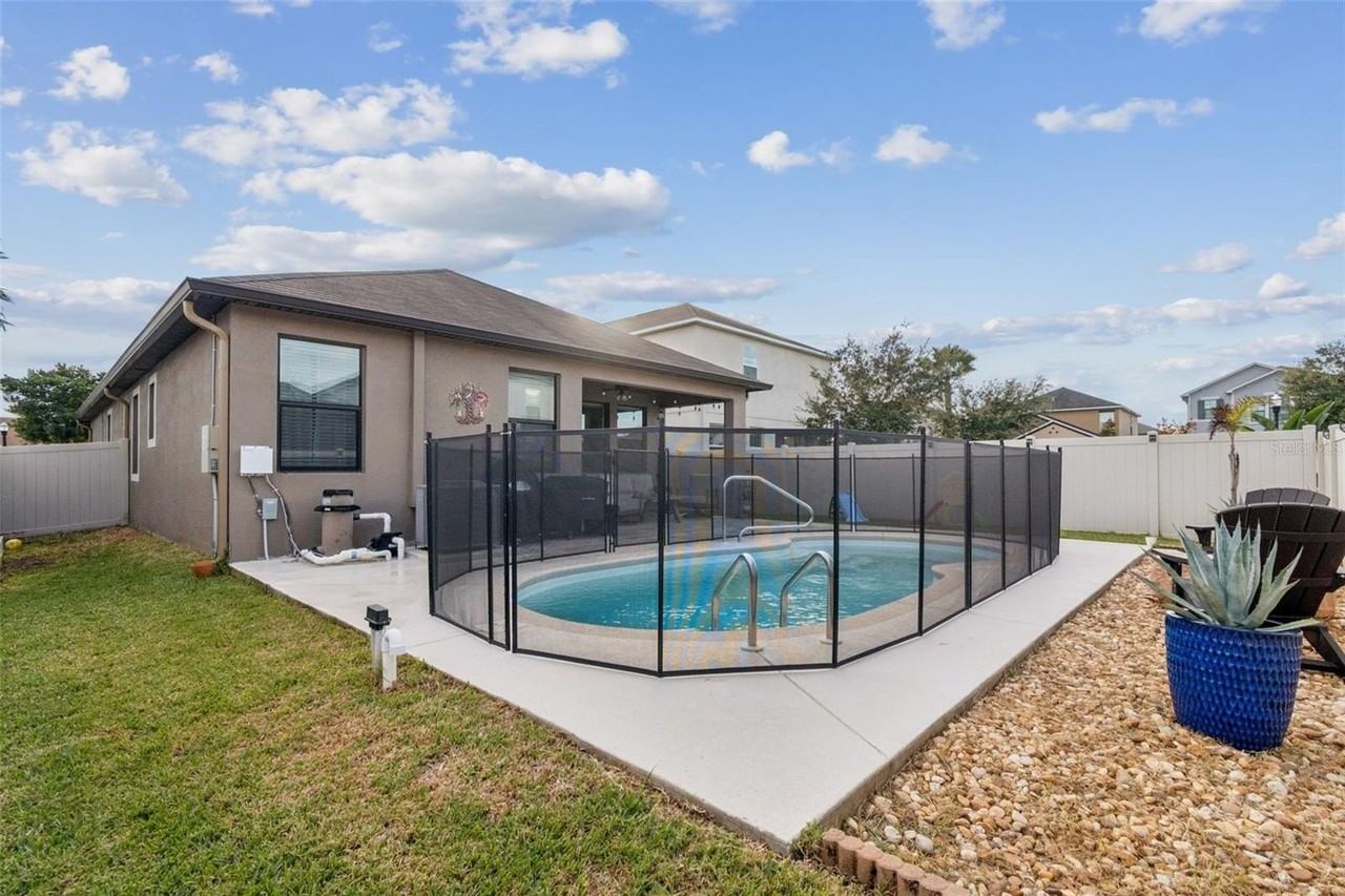 21447 Starry Eyes Way - Photo 3 of 31