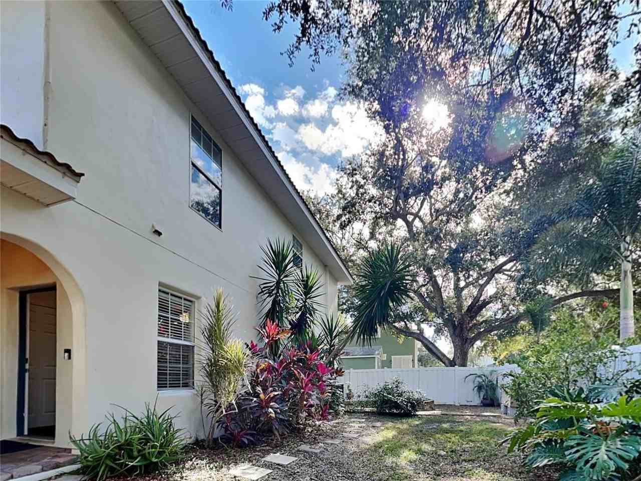 3132 Santorini Ct - Photo 3 of 50