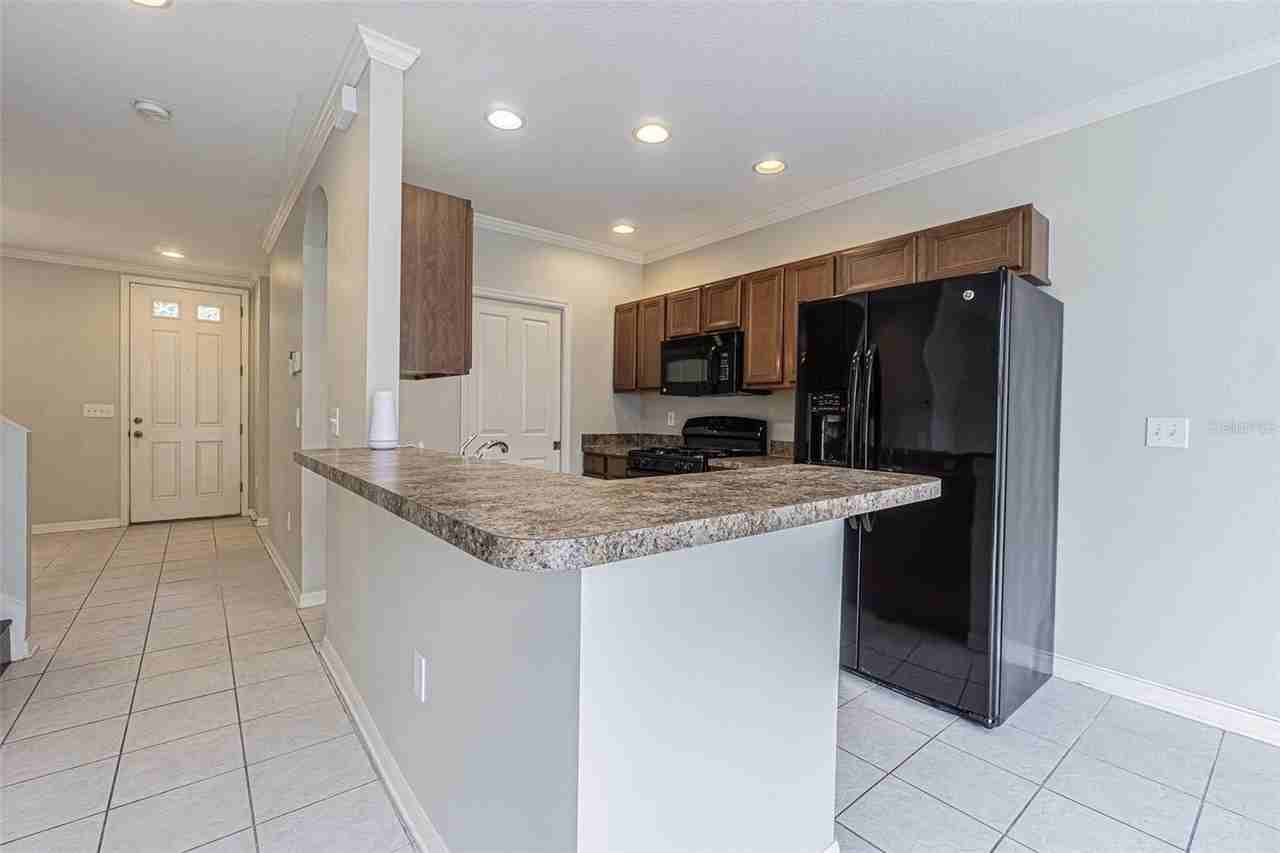 10033 Bradwell Pl - Photo 6 of 33