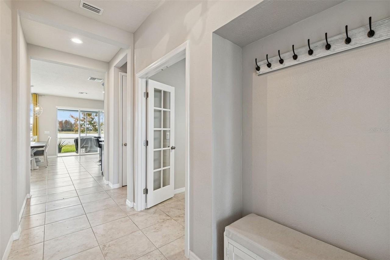 19543 Long Lake Ranch Blvd - Photo 6 of 45