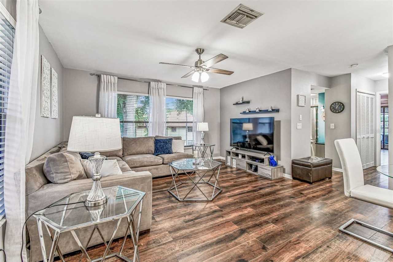 1710 Hammock Pine Blvd #17 - Photo 4 of 31