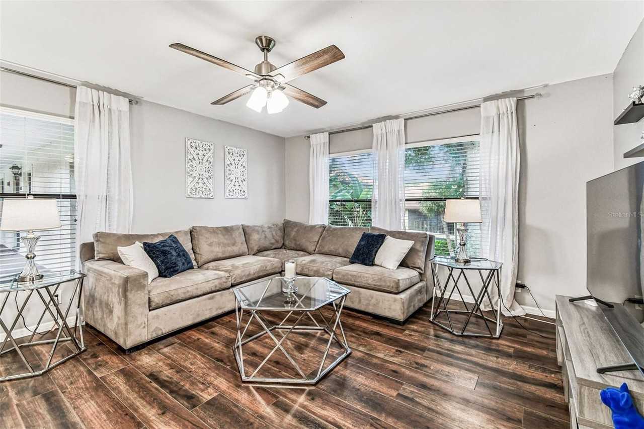 1710 Hammock Pine Blvd #17 - Photo 5 of 31