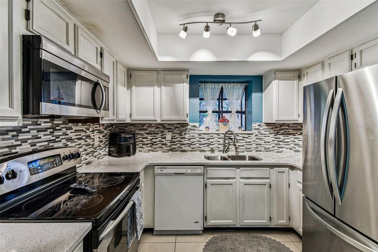 1710 Hammock Pine Blvd #17 - Photo 7 of 31