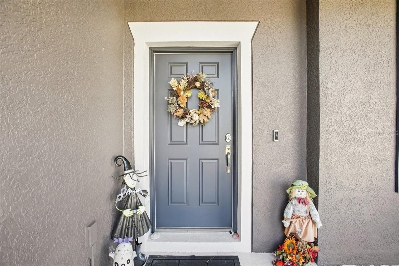 2624 Kenchester Loop - Photo 4 of 50