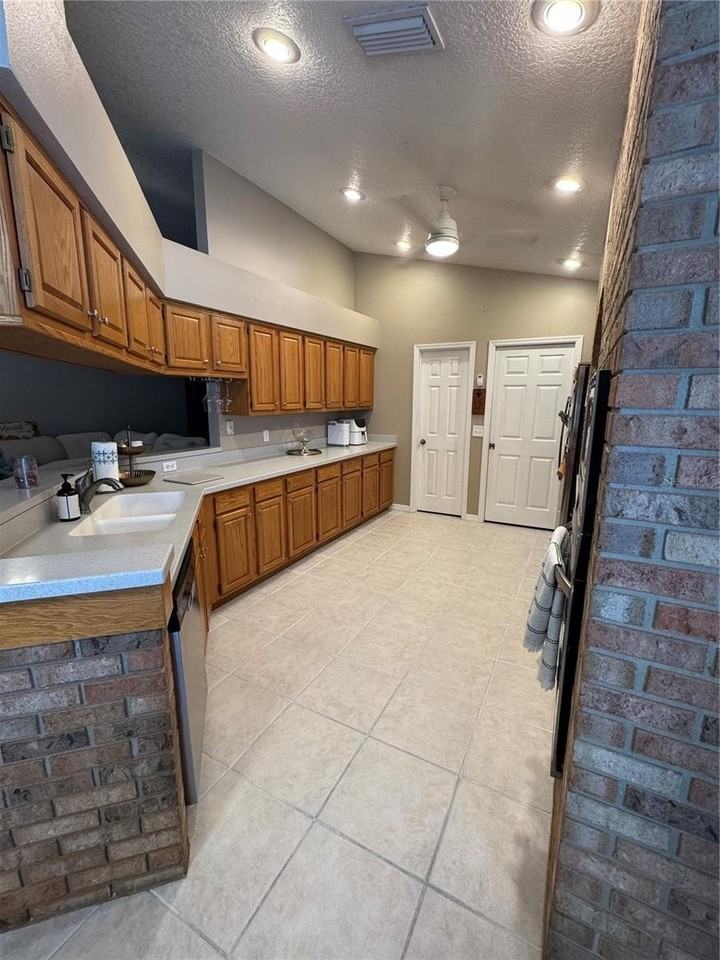 7108 Bucks Ford Dr - Photo 5 of 27