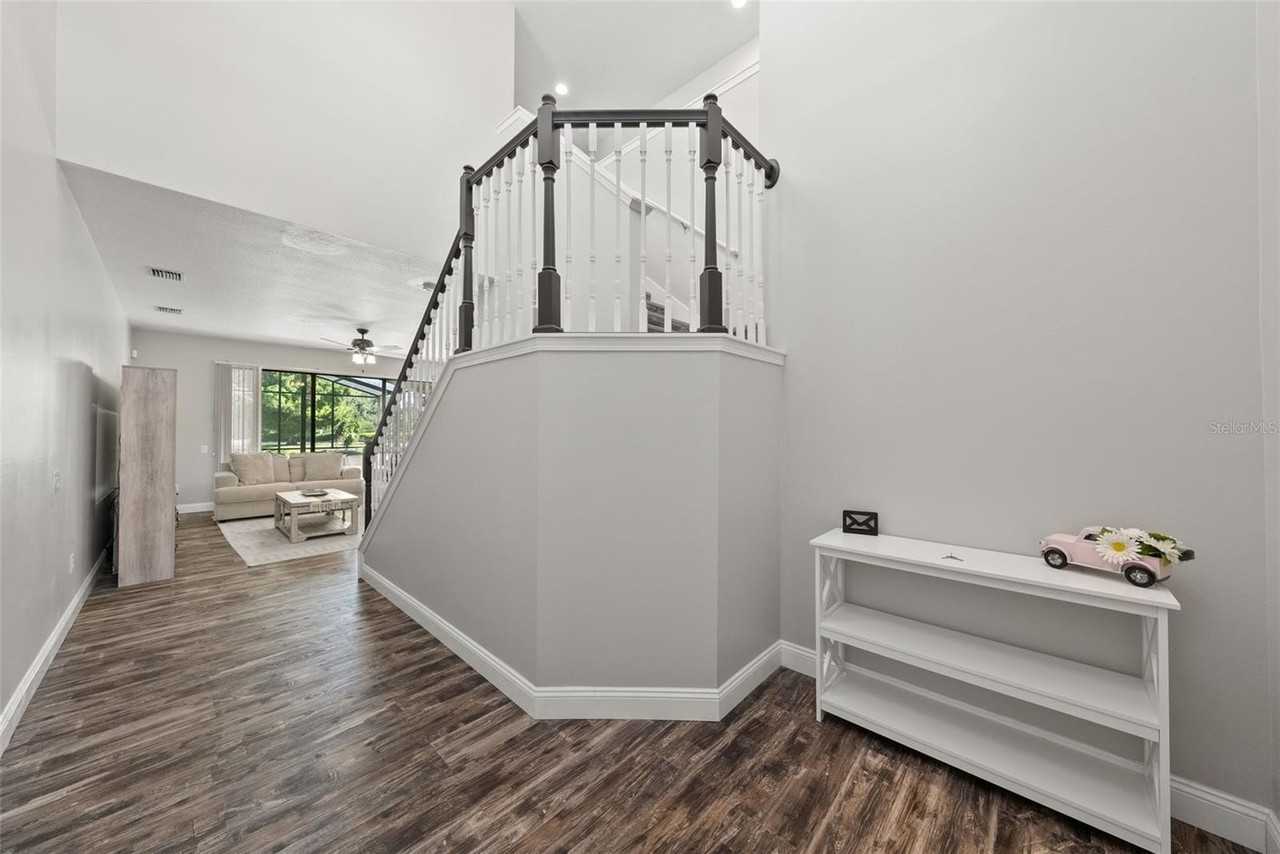 14019 Crater Cir - Photo 3 of 44