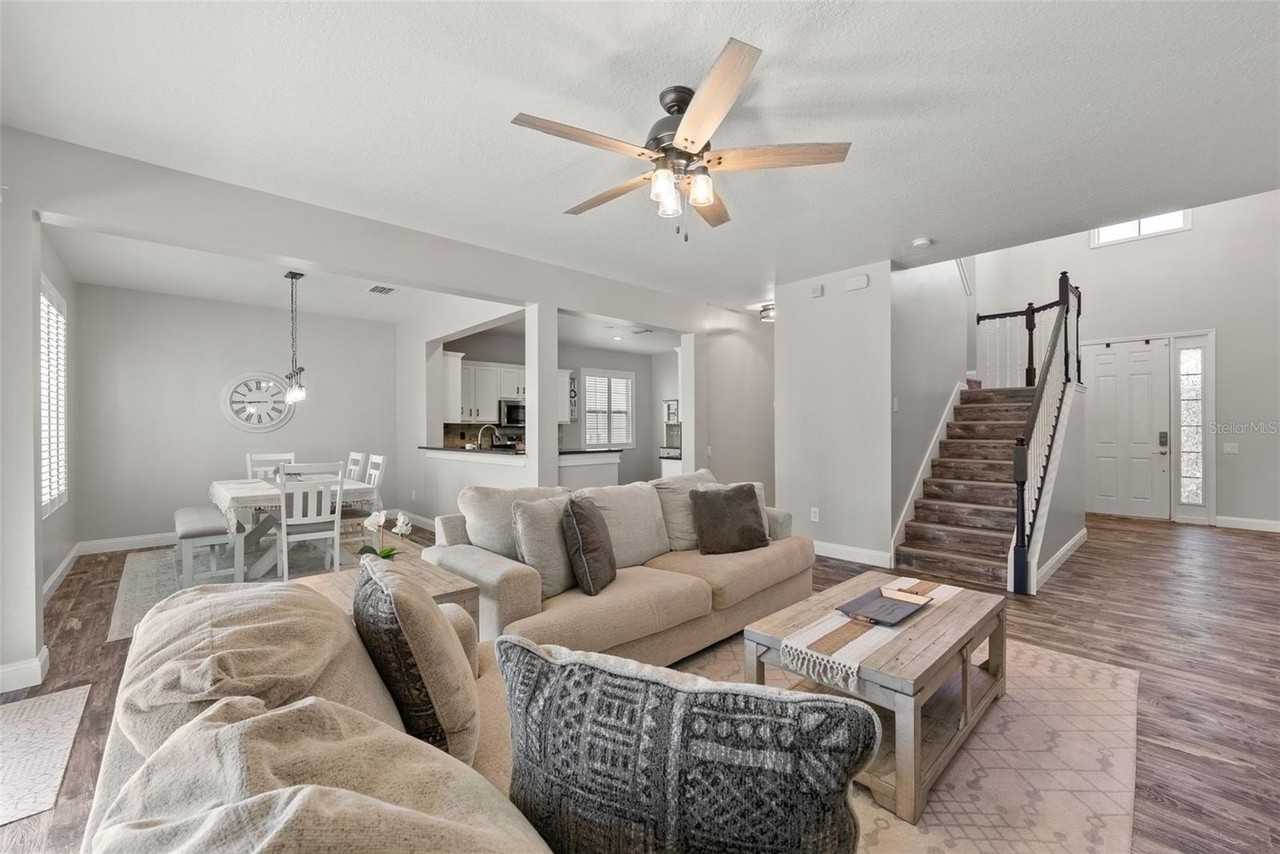 14019 Crater Cir - Photo 5 of 44