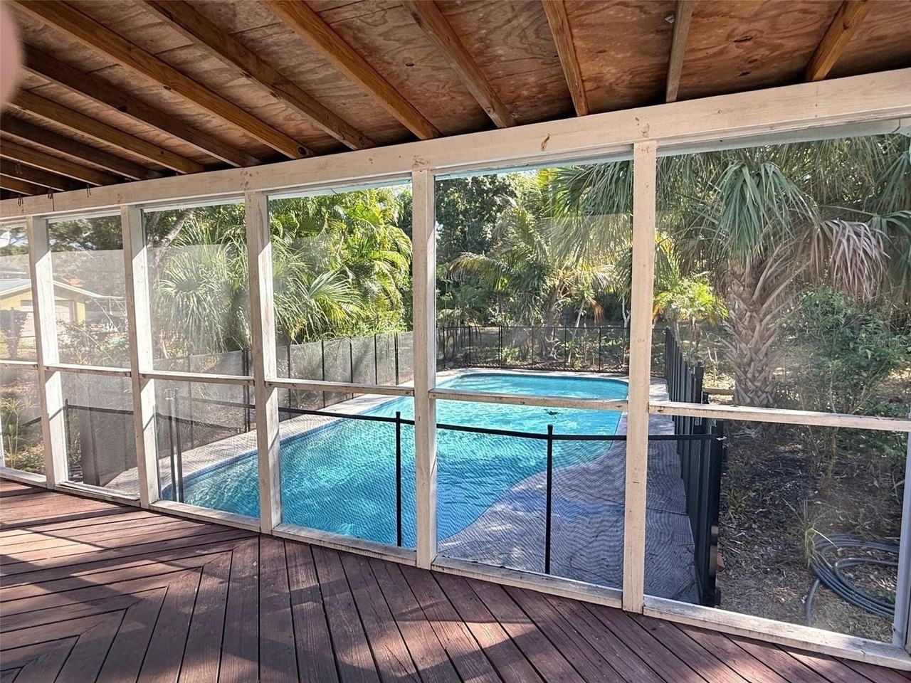 1400 Alhambra Way S - Photo 3 of 34