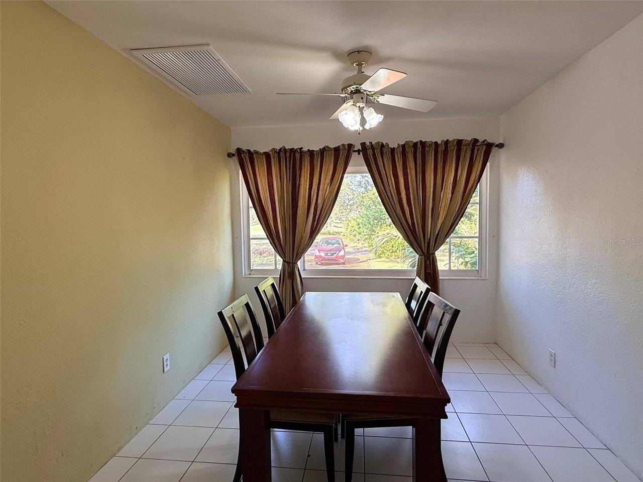 1400 Alhambra Way S - Photo 6 of 37