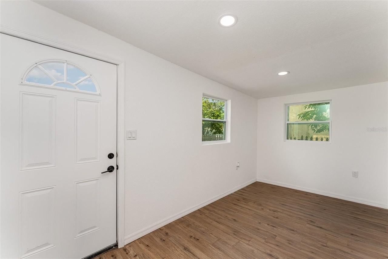 833 N Suwannee Ave - Photo 5 of 25