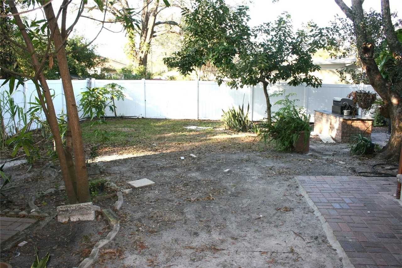 8006 N Rome Ave - Photo 6 of 44