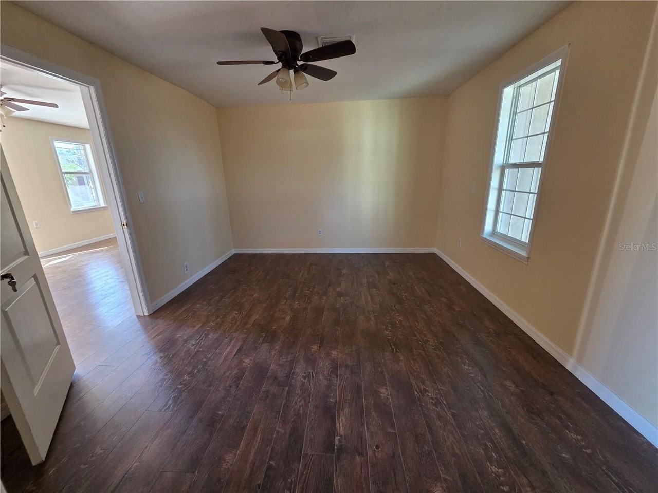 36627 Eiland Blvd - Photo 5 of 20