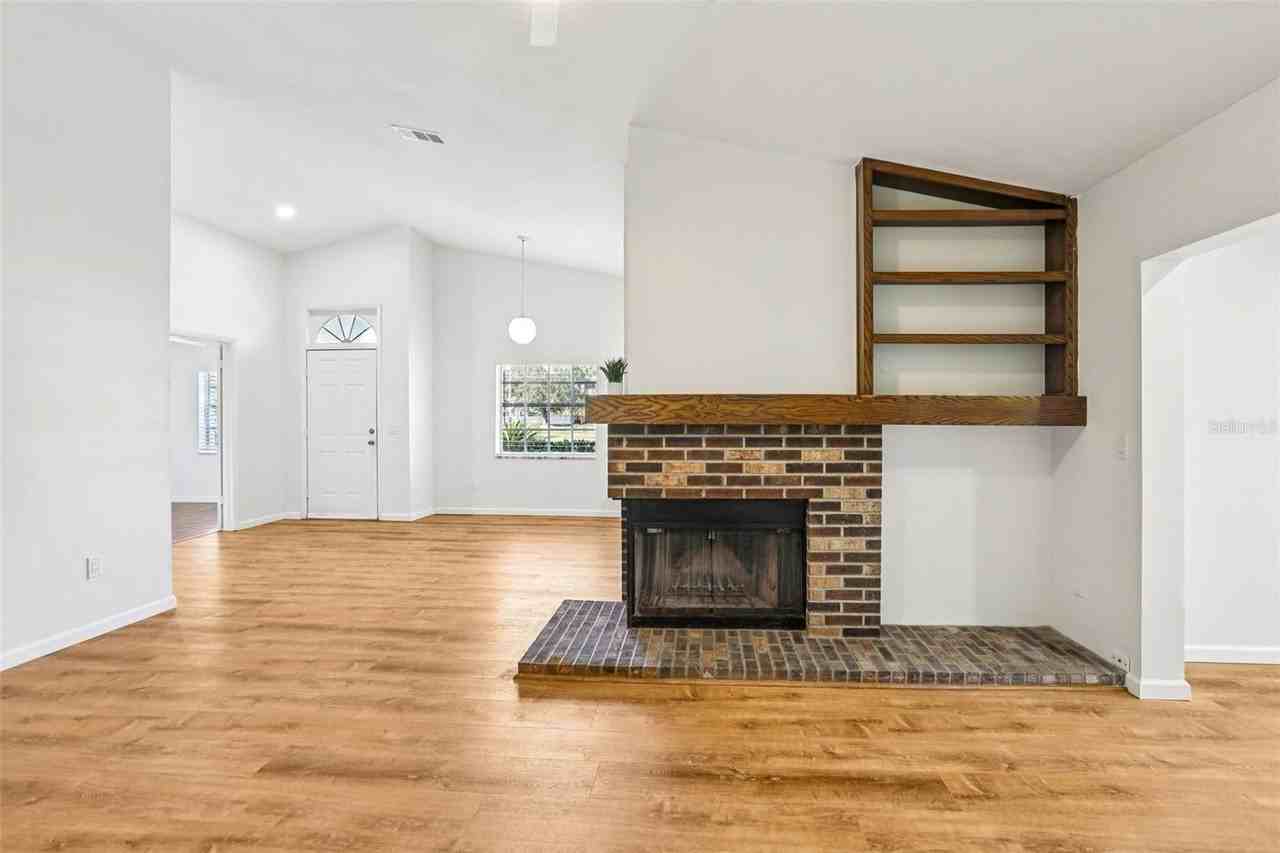 23 Penzance Ct - Photo 7 of 31