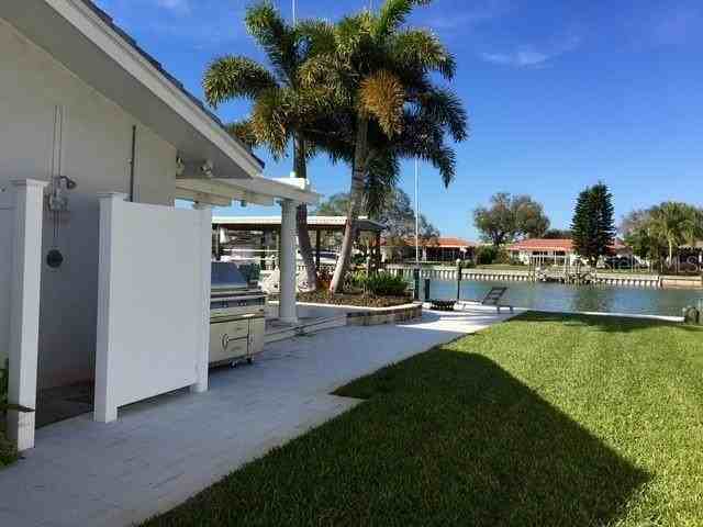 4165 49th Ave S - Photo 3 of 8