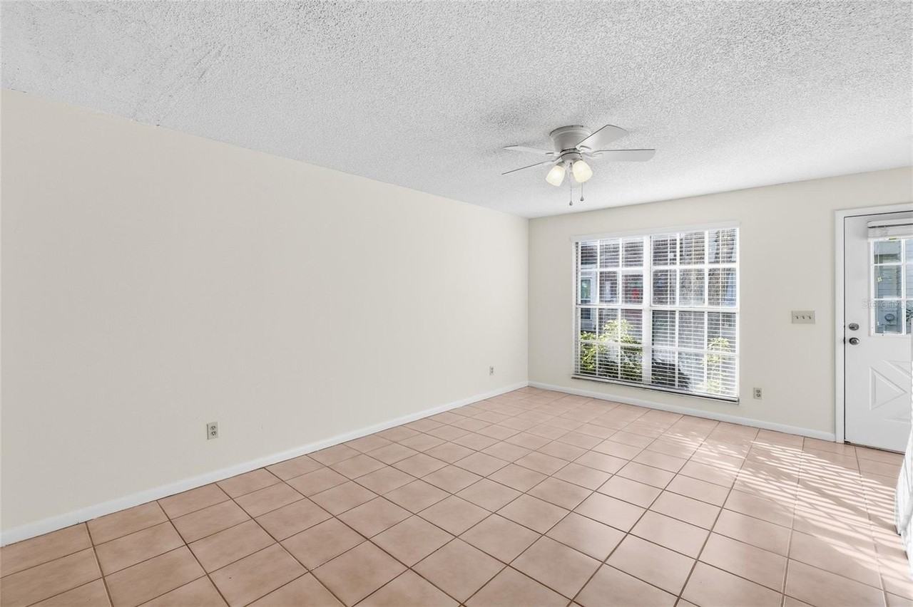 1716 Mill Run Cir - Photo 7 of 31