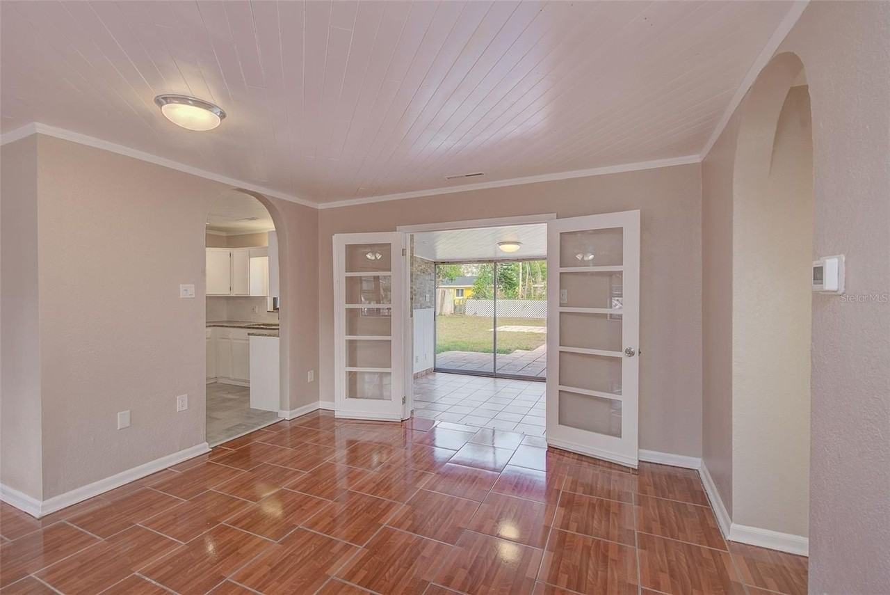 1668 Cleveland St - Photo 6 of 31