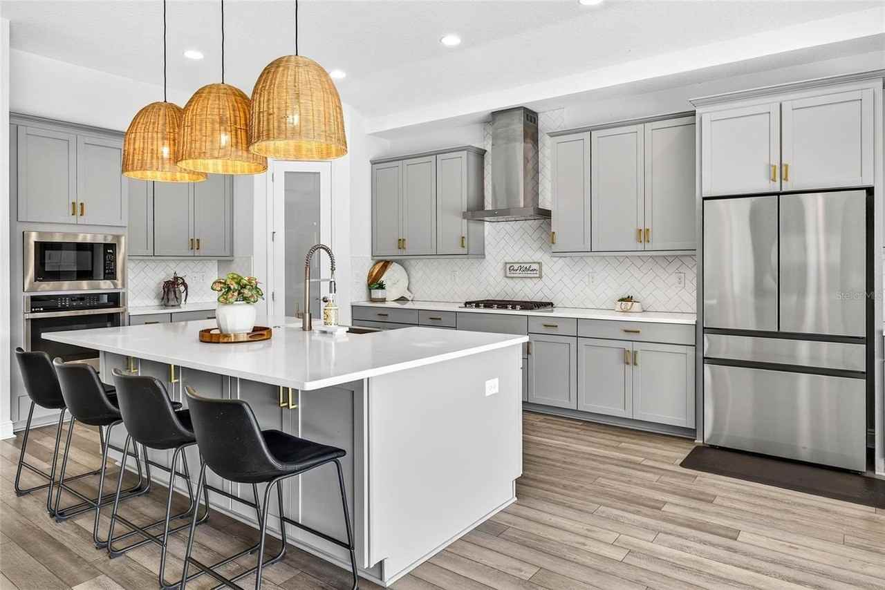 14531 Woodland Spur Dr - Photo 7 of 50