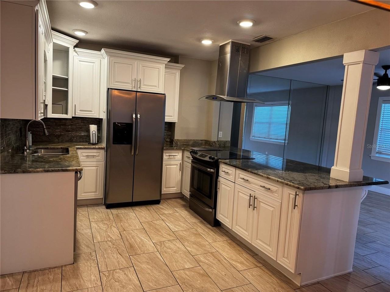 3115 S Manhattan Ave - Photo 7 of 17