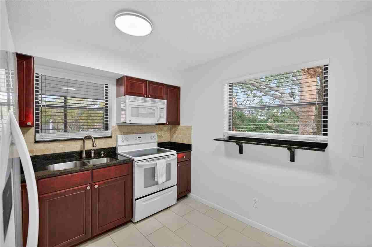 484 Santa Cruz Pl Ne #G - Photo 7 of 50