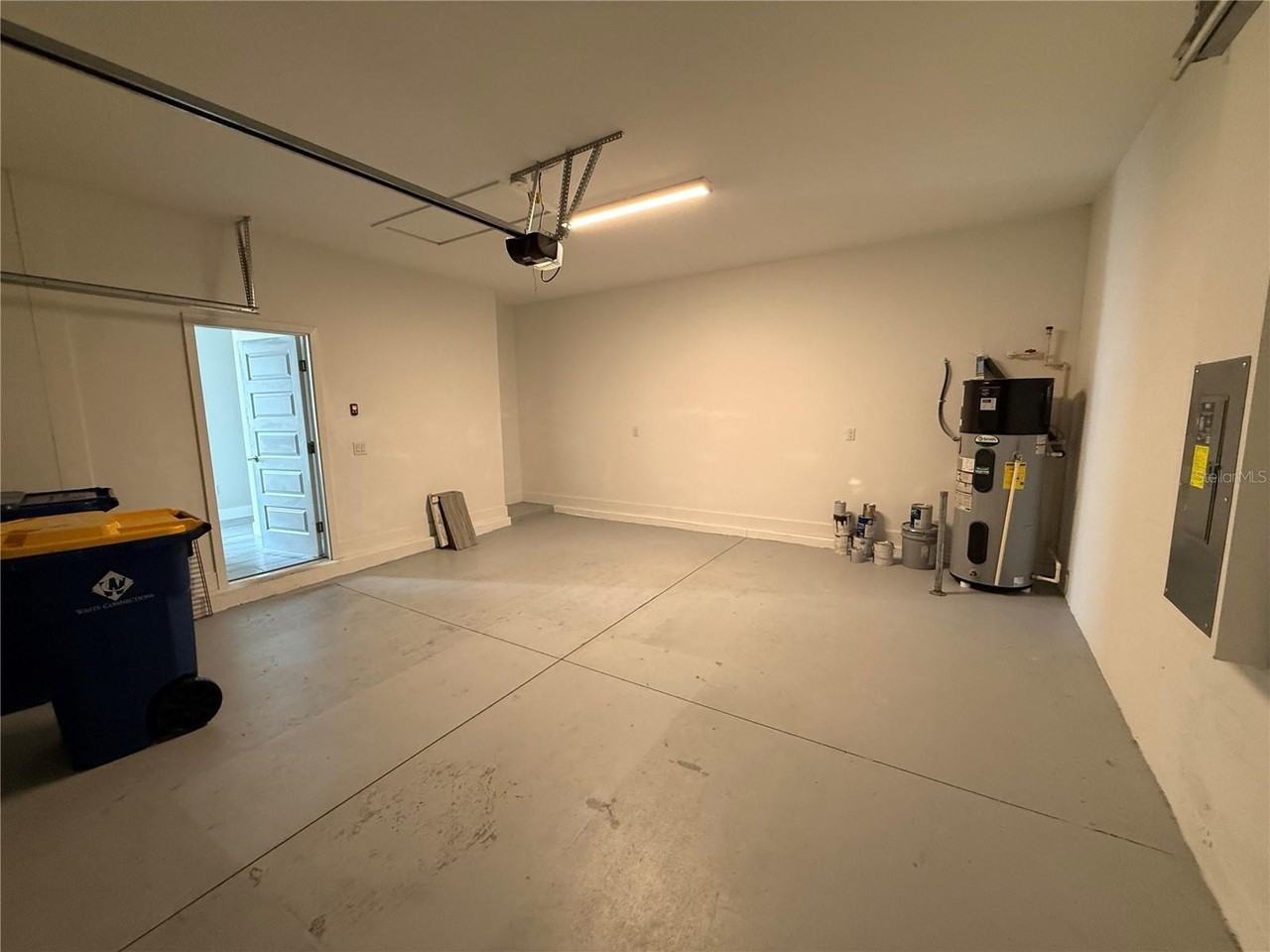 9800 Little Bluestem Dr - Photo 2 of 18