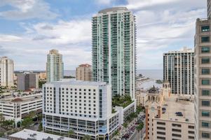 featured image of 275 1st Ave S #1903