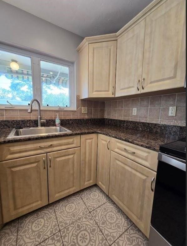 265 Mateo Way Ne - Photo 7 of 19