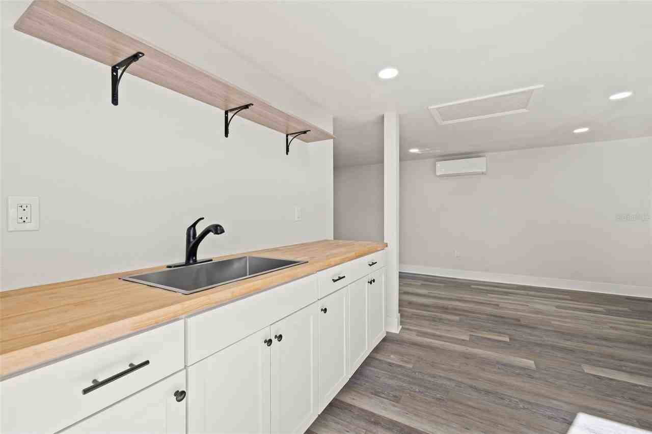 3817 W Bay To Bay Blvd #B - Photo 4 of 12