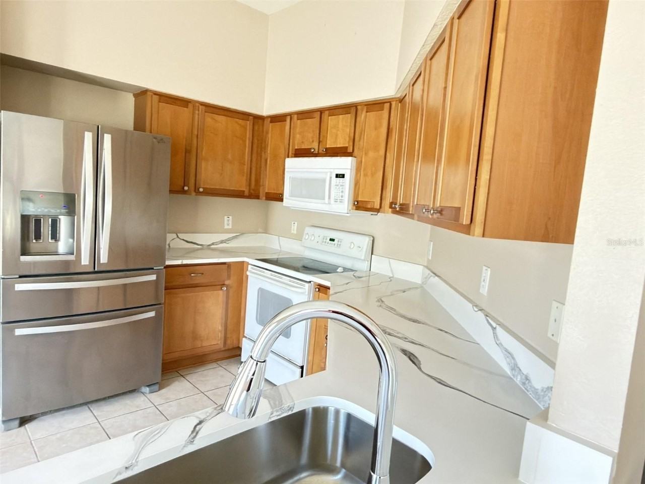 18161 Portside St - Photo 3 of 17