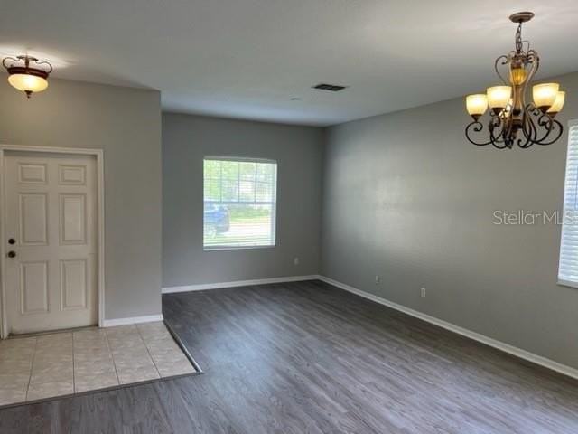 20119 Nob Oak Ave - Photo 5 of 17