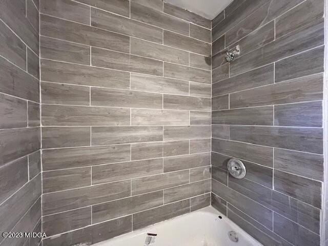 2427 Vivian Dr - Photo 7 of 8