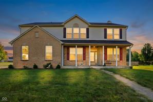 featured image of 2161 Silver Rose Dr