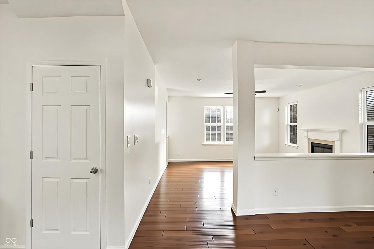 2161 Silver Rose Dr - Photo 3 of 39