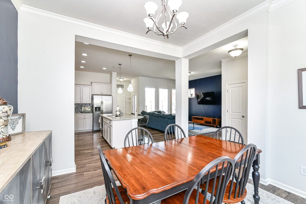 9127 Rising Rd - Photo 4 of 35