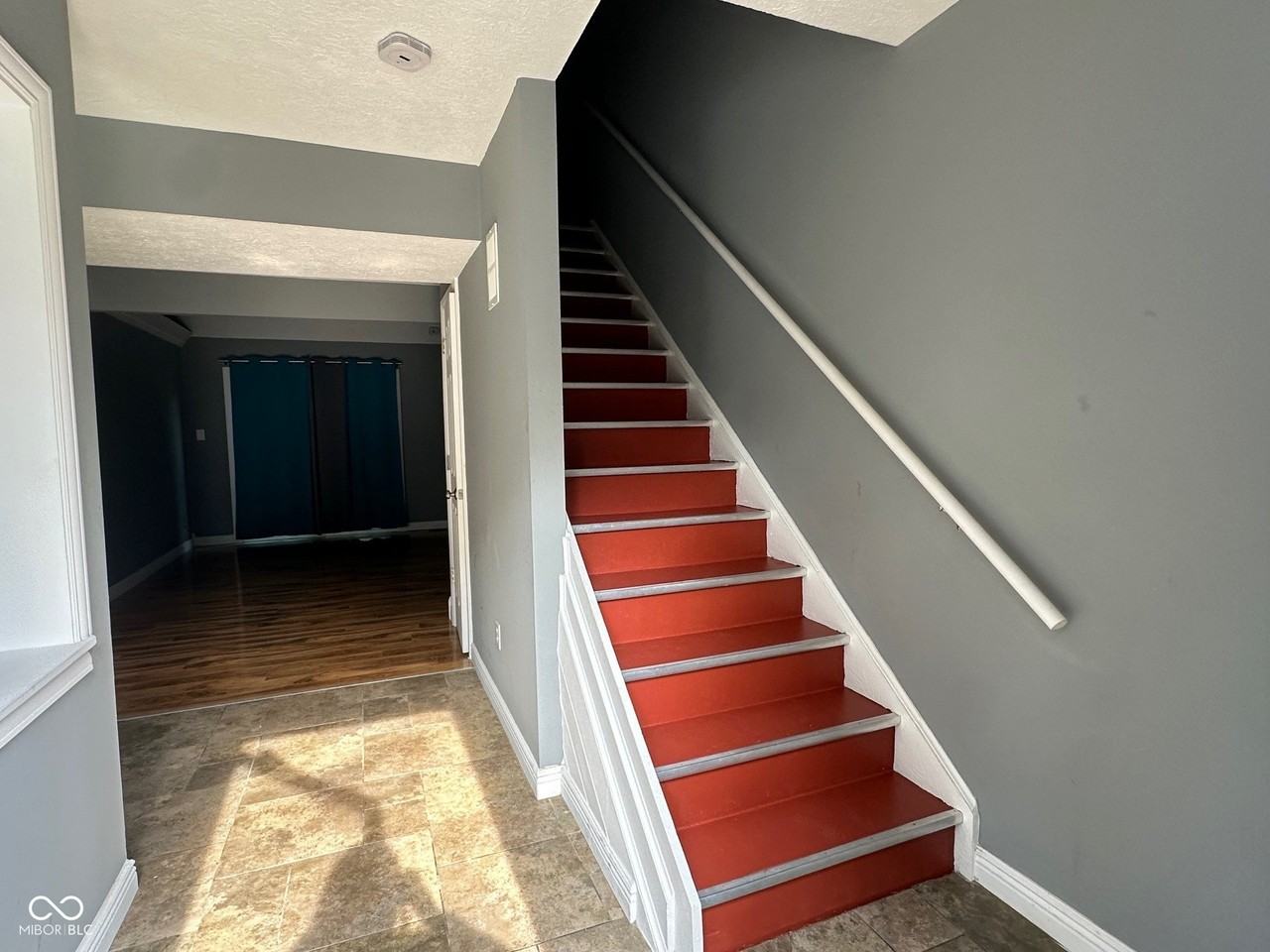 7890 Benjamin Dr - Photo 2 of 14