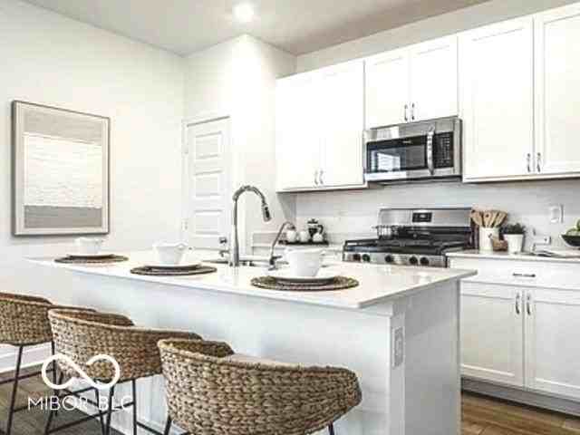 6694 Clary Trce - Photo 7 of 31