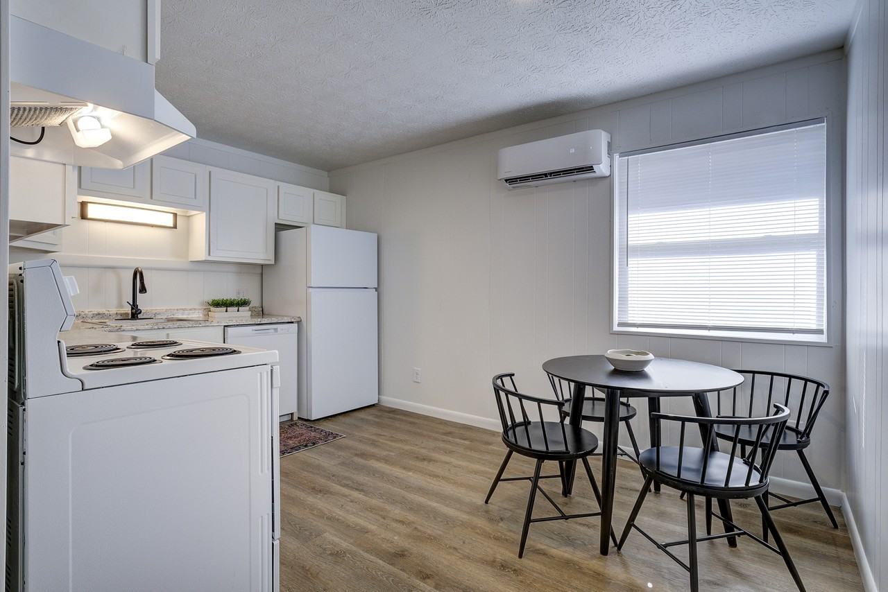 112 Becky Drive - Greeneville - Photo 4 of 28