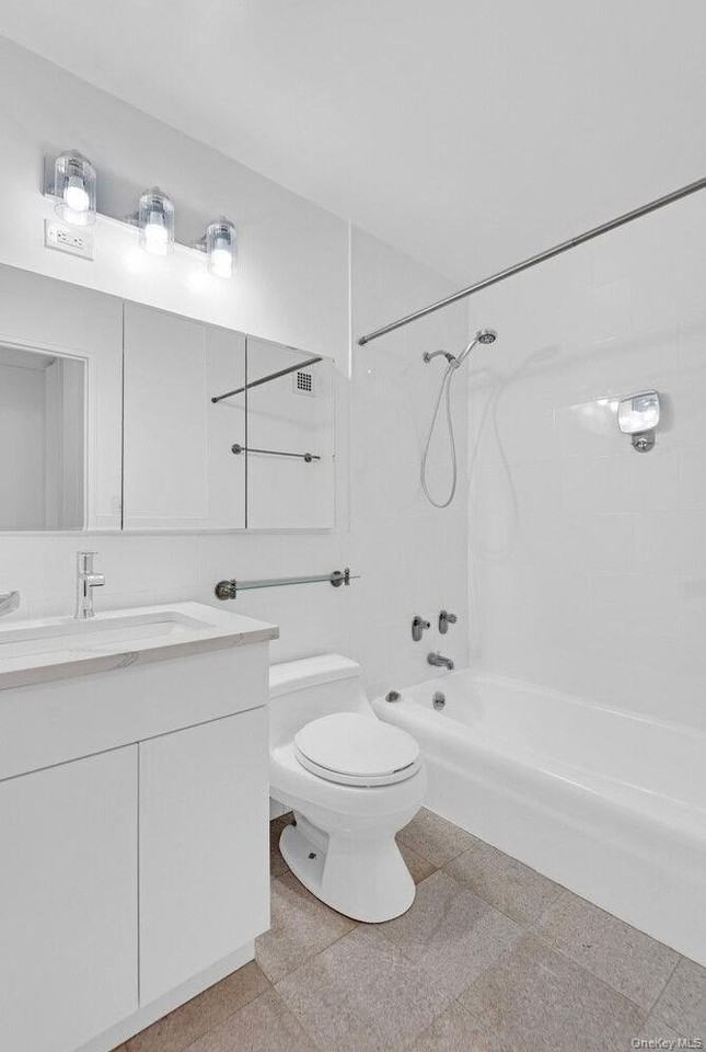 301 E 79th St #28P - Photo 6 of 11