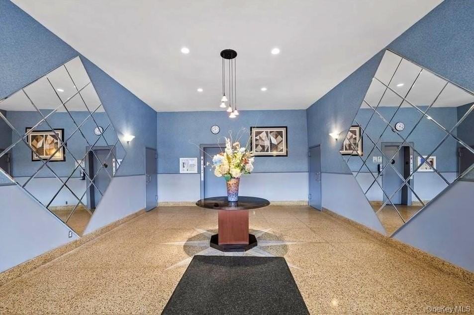 125 Bronx River Rd Apt 7k #7K - Photo 3 of 14