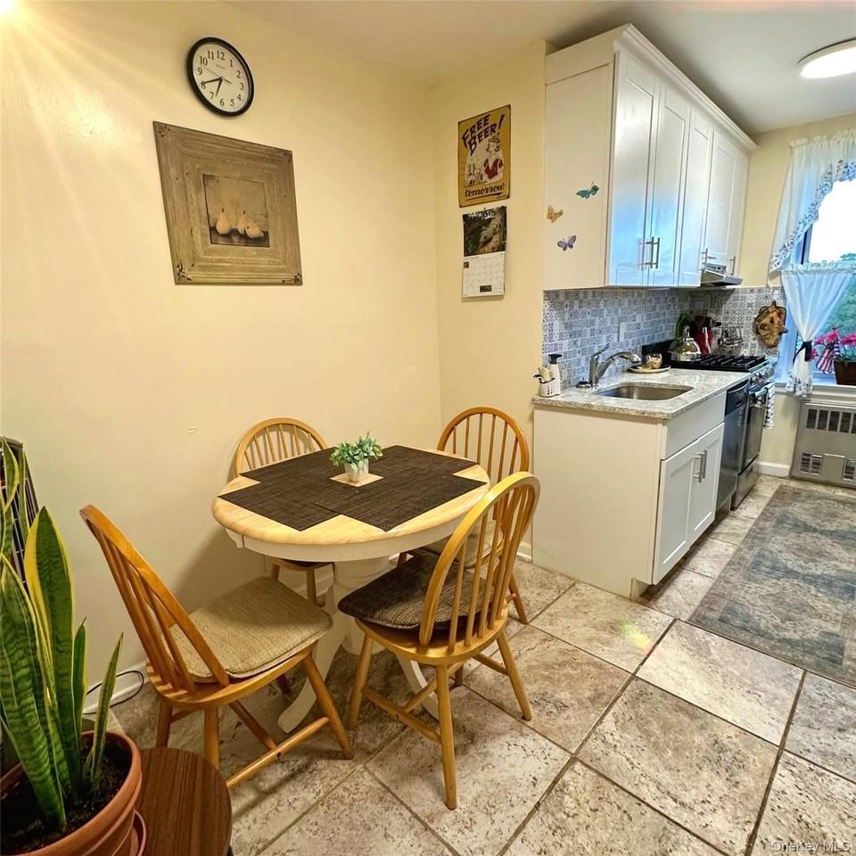 125 Bronx River Rd Apt 7k #7K - Photo 7 of 14