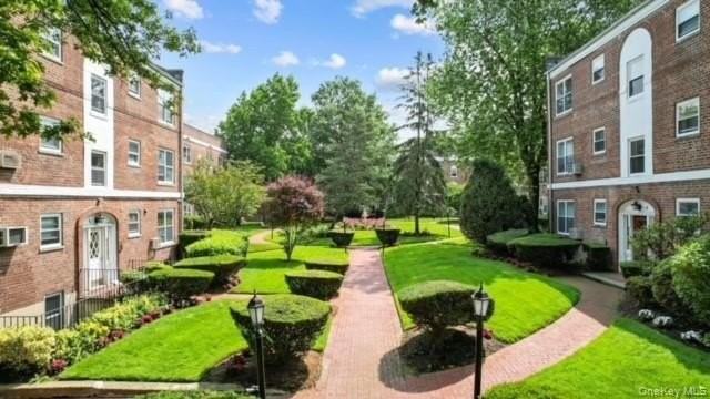 221 Middle Neck Rd Apt H3 #H3 - Photo 2 of 9