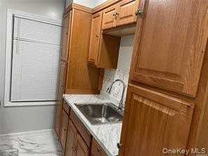 815 E 21st St - Photo 4 of 11