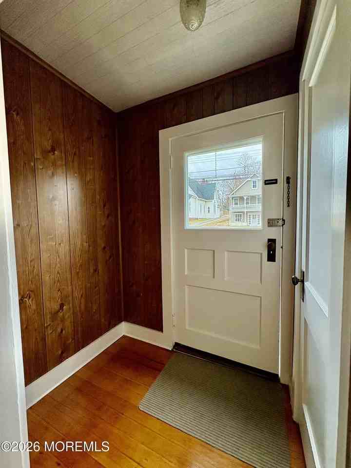 121 Navesink Ave - Photo 3 of 25