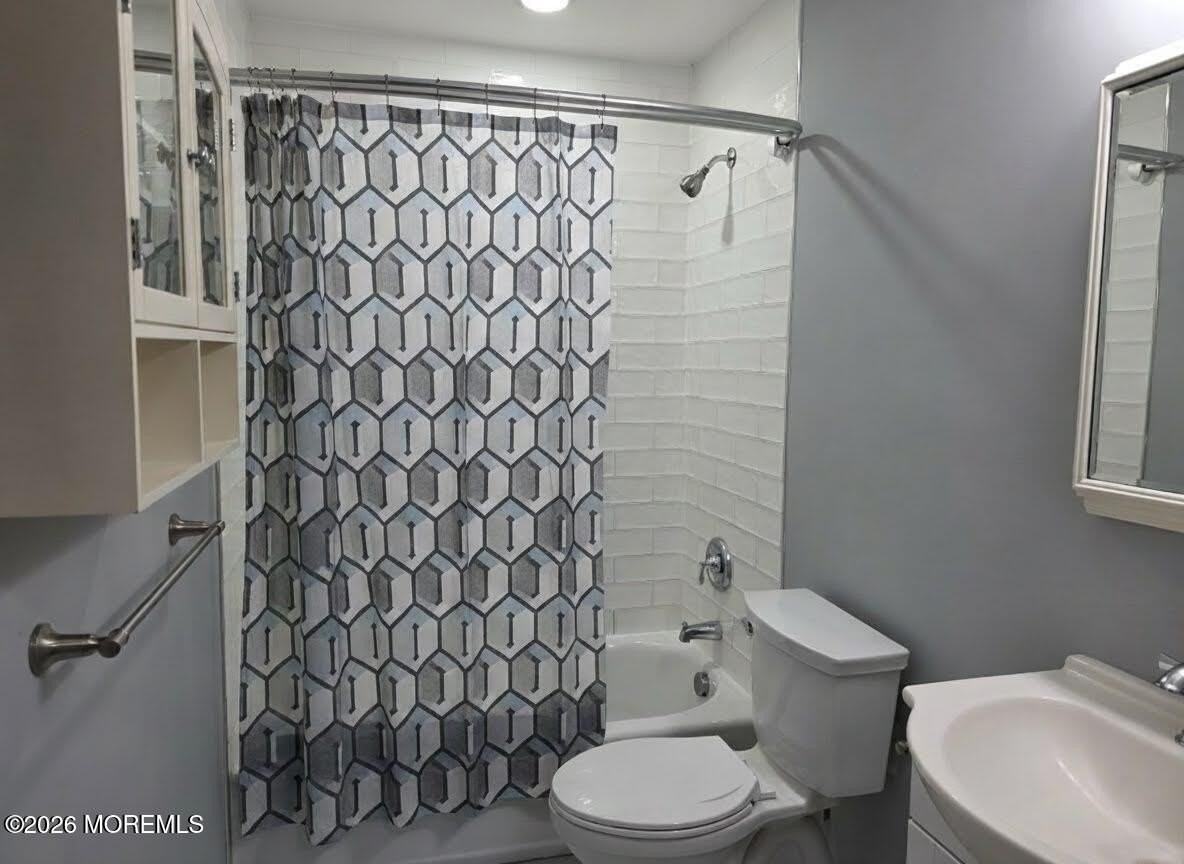 447 Danbury Ln Unit 447 #447 - Photo 6 of 15