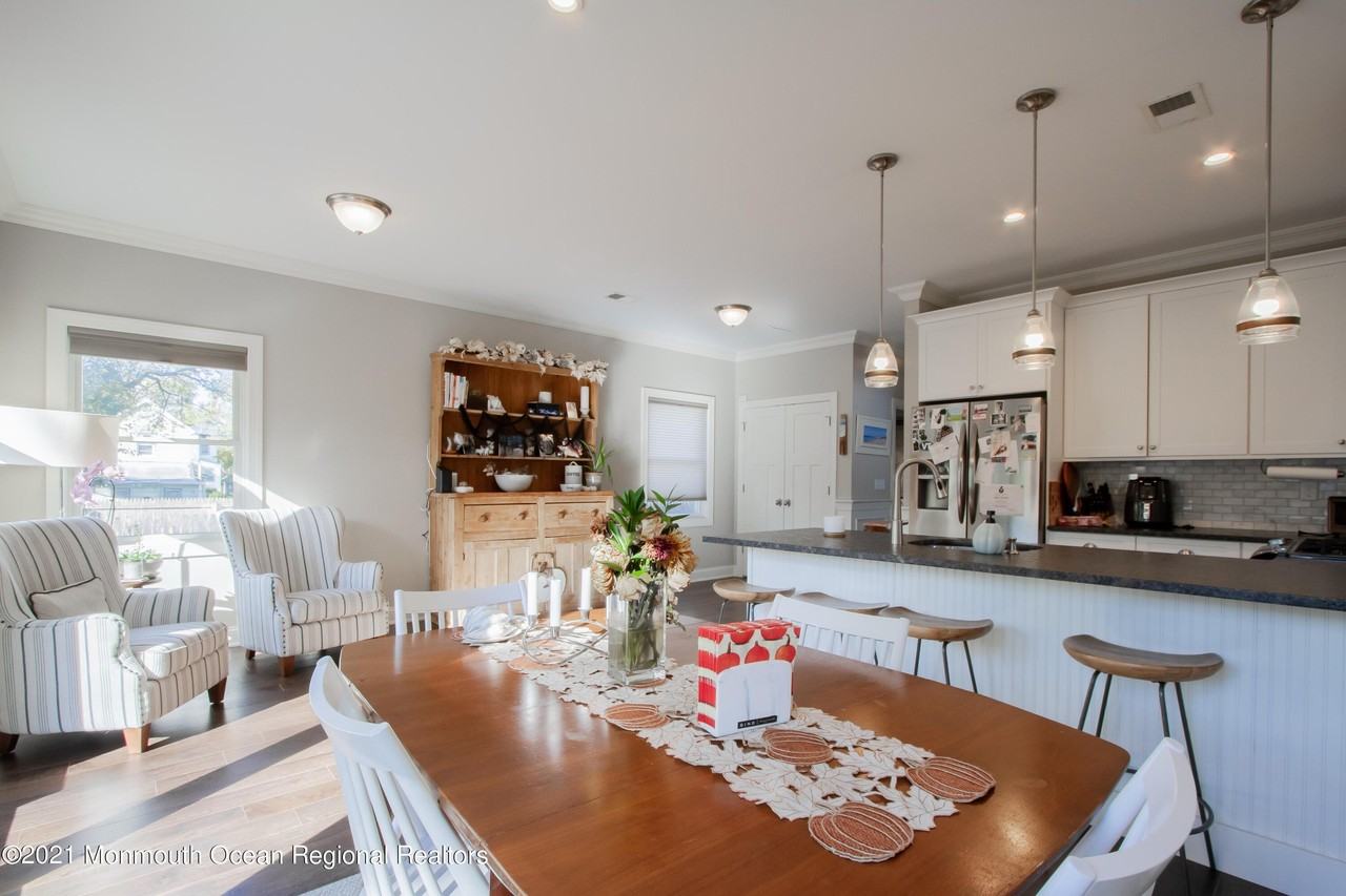 41 Bank St - Photo 5 of 23