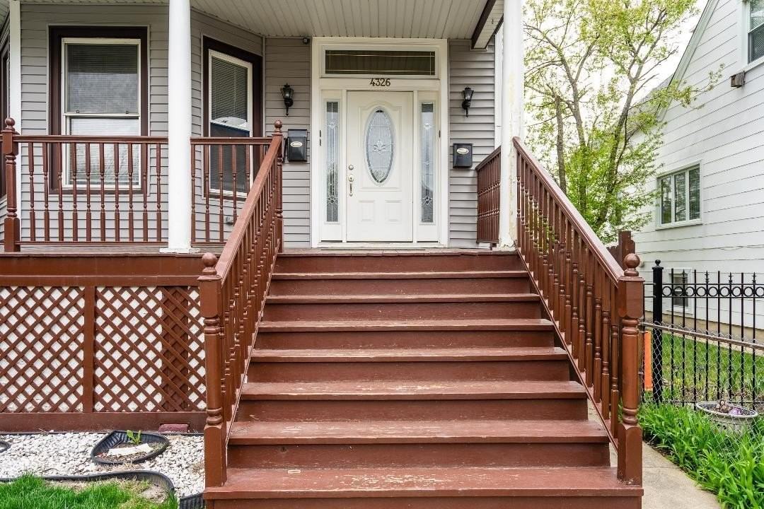 4326 N Avers Ave Apt 2 #2 - Photo 5 of 18