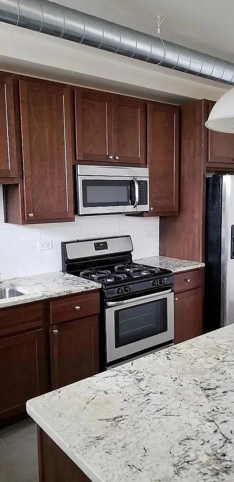 95 Grant St Apt 4 #4 - Photo 3 of 12