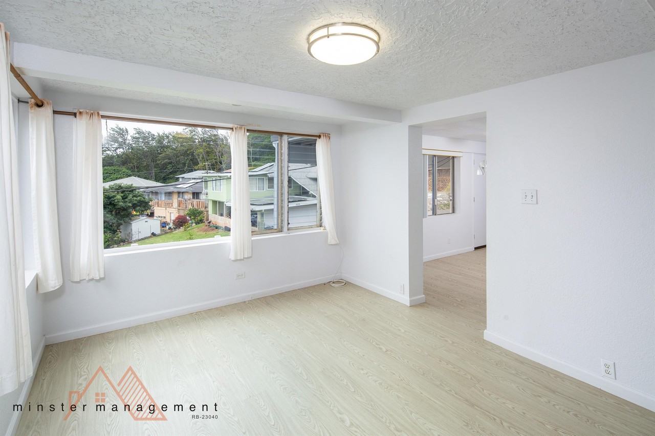 PETE69D - Peter St. Down - Photo 5 of 14