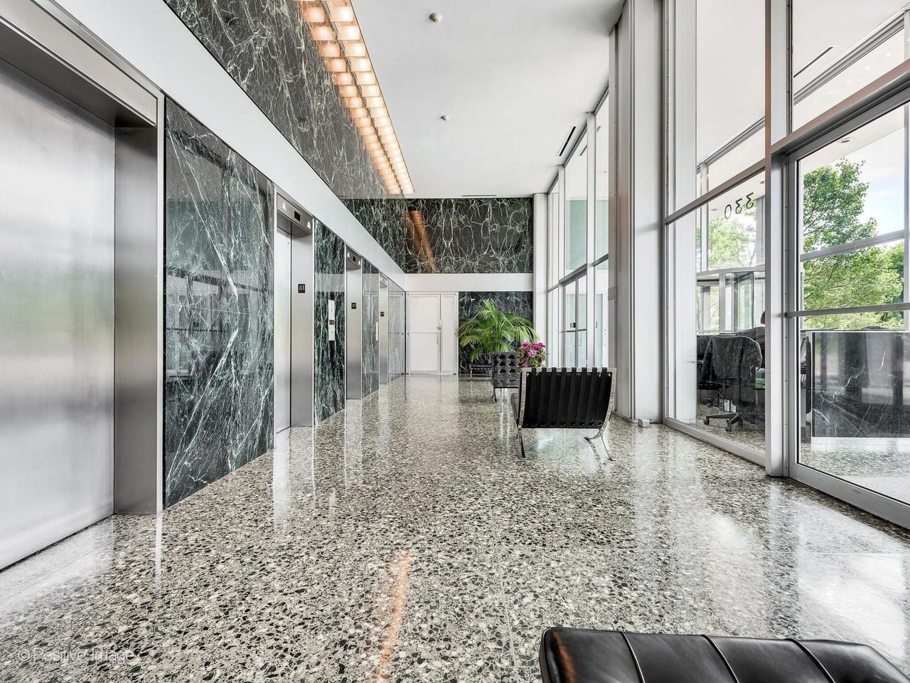 330 W Diversey Pkwy Apt 2701 #2701 - Photo 3 of 29