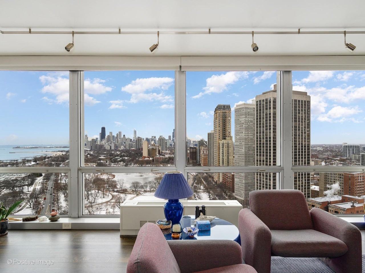 330 W Diversey Pkwy Apt 2701 #2701 - Photo 6 of 29