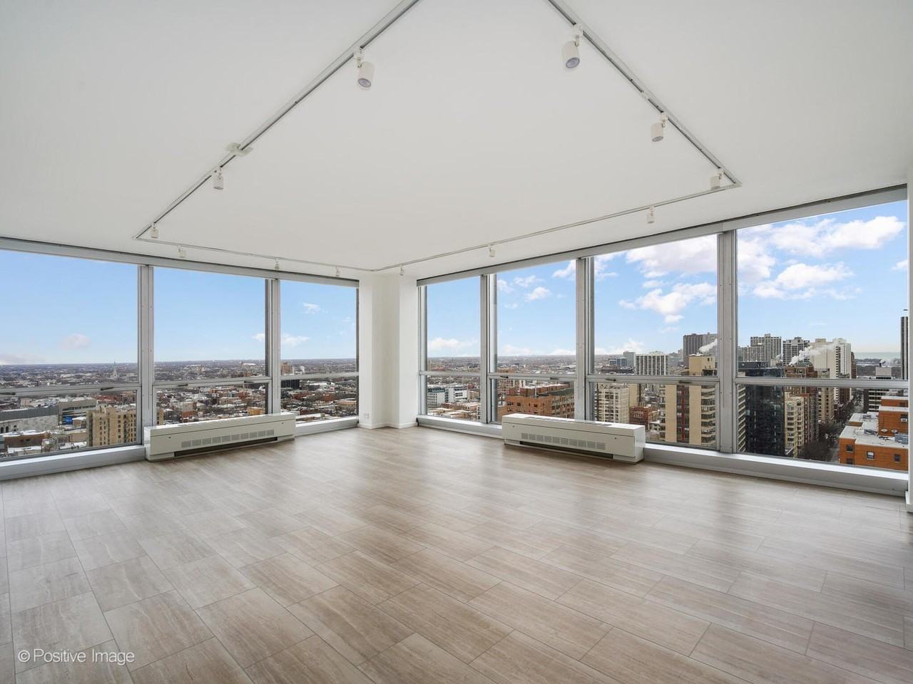 340 W Diversey Pkwy Apt 2616 #2616 - Photo 3 of 19